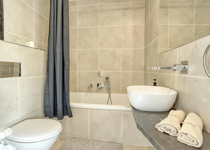 Holiday home Hebergeneve Authentique *